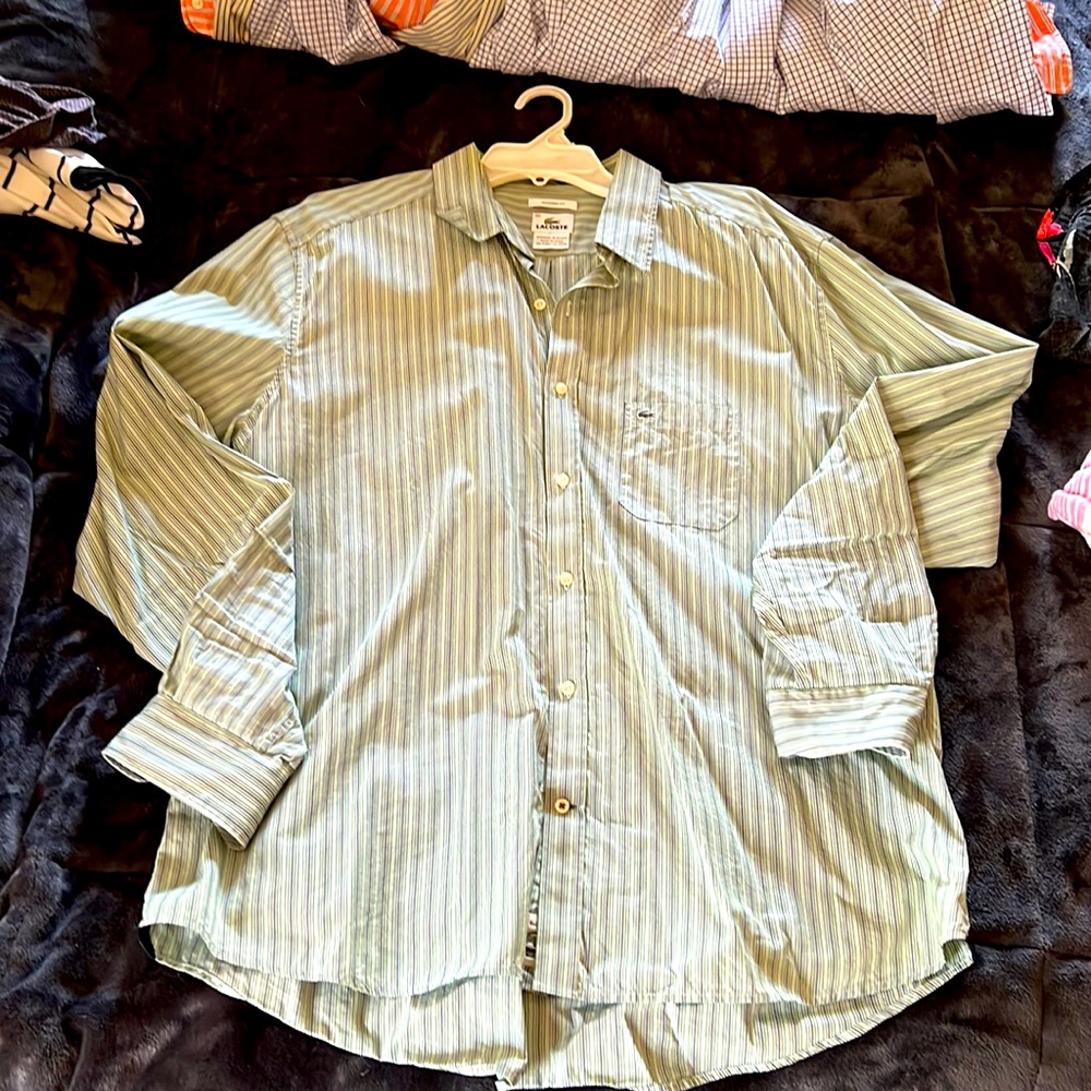 Mens collared button up shirt